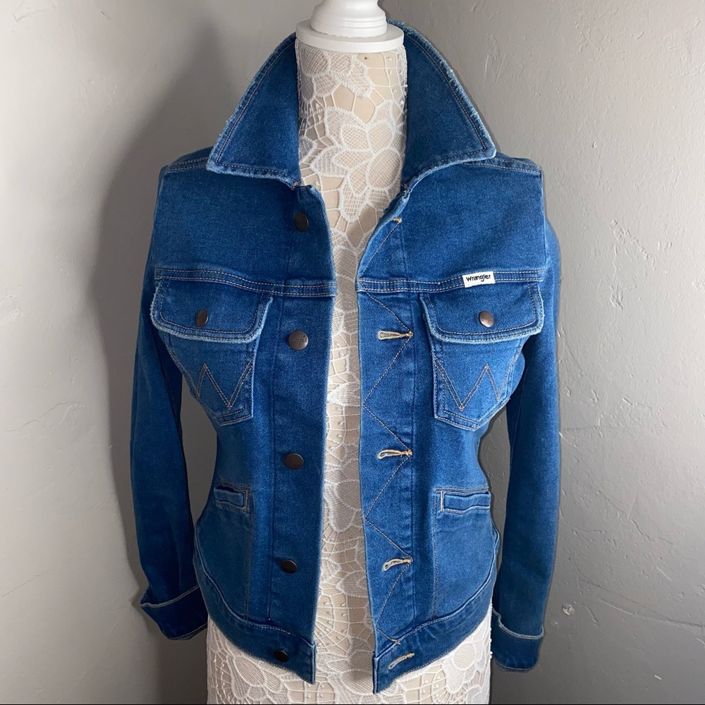 WRANGLER || NWOT women’s icon denim jacket size XS